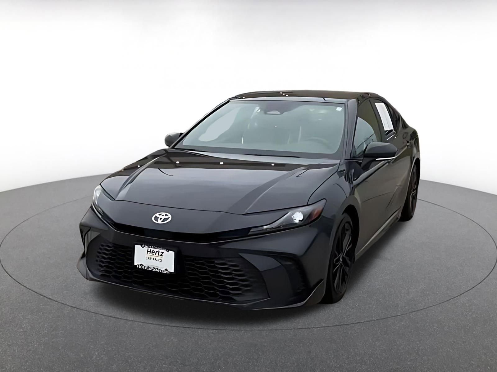 Used 2025 Toyota Camry SE FWD image 7