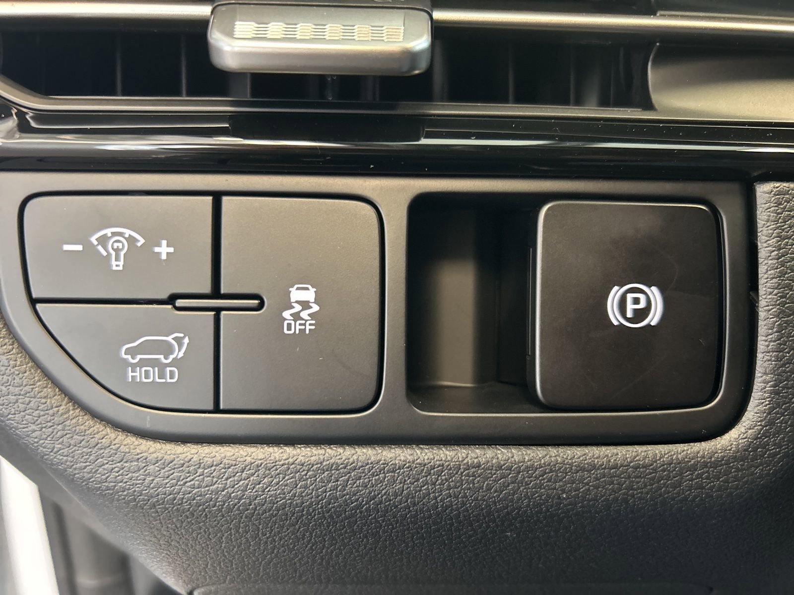 New 2026 Kia Sportage EX image 17