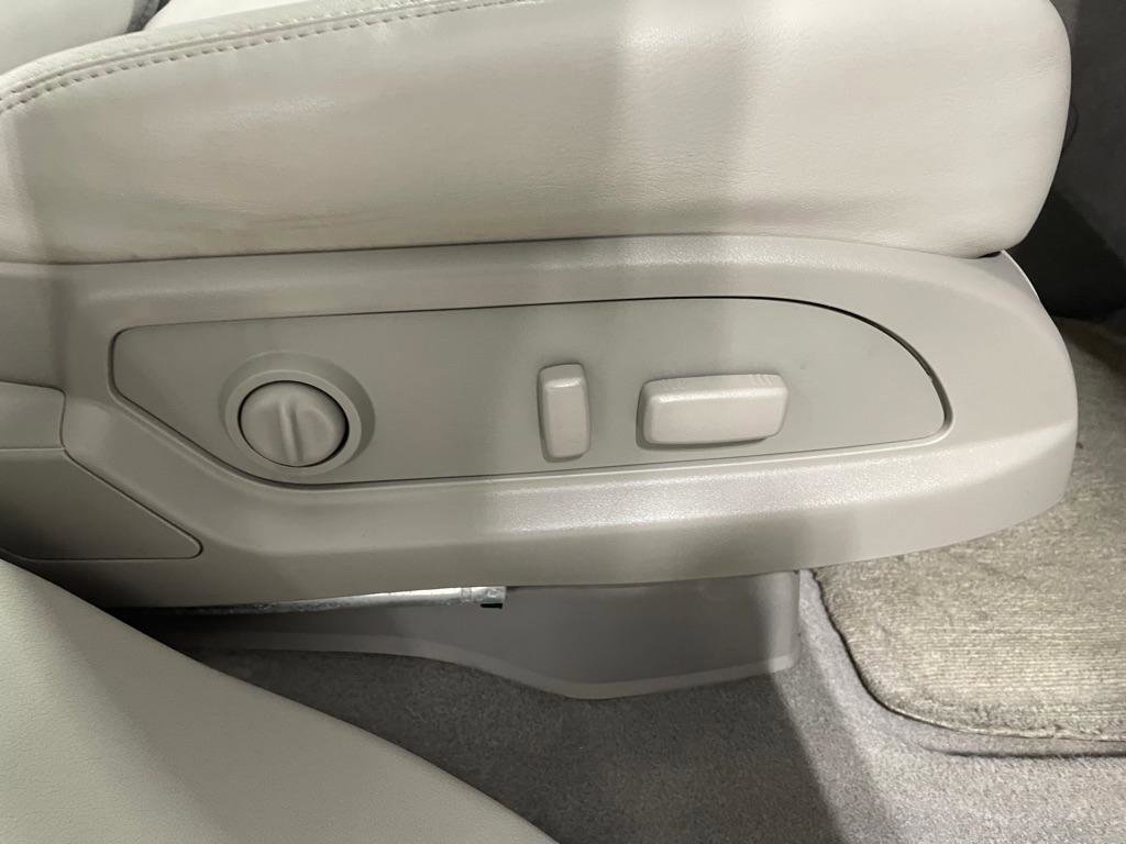 Used 2014 Buick Enclave Premium image 29