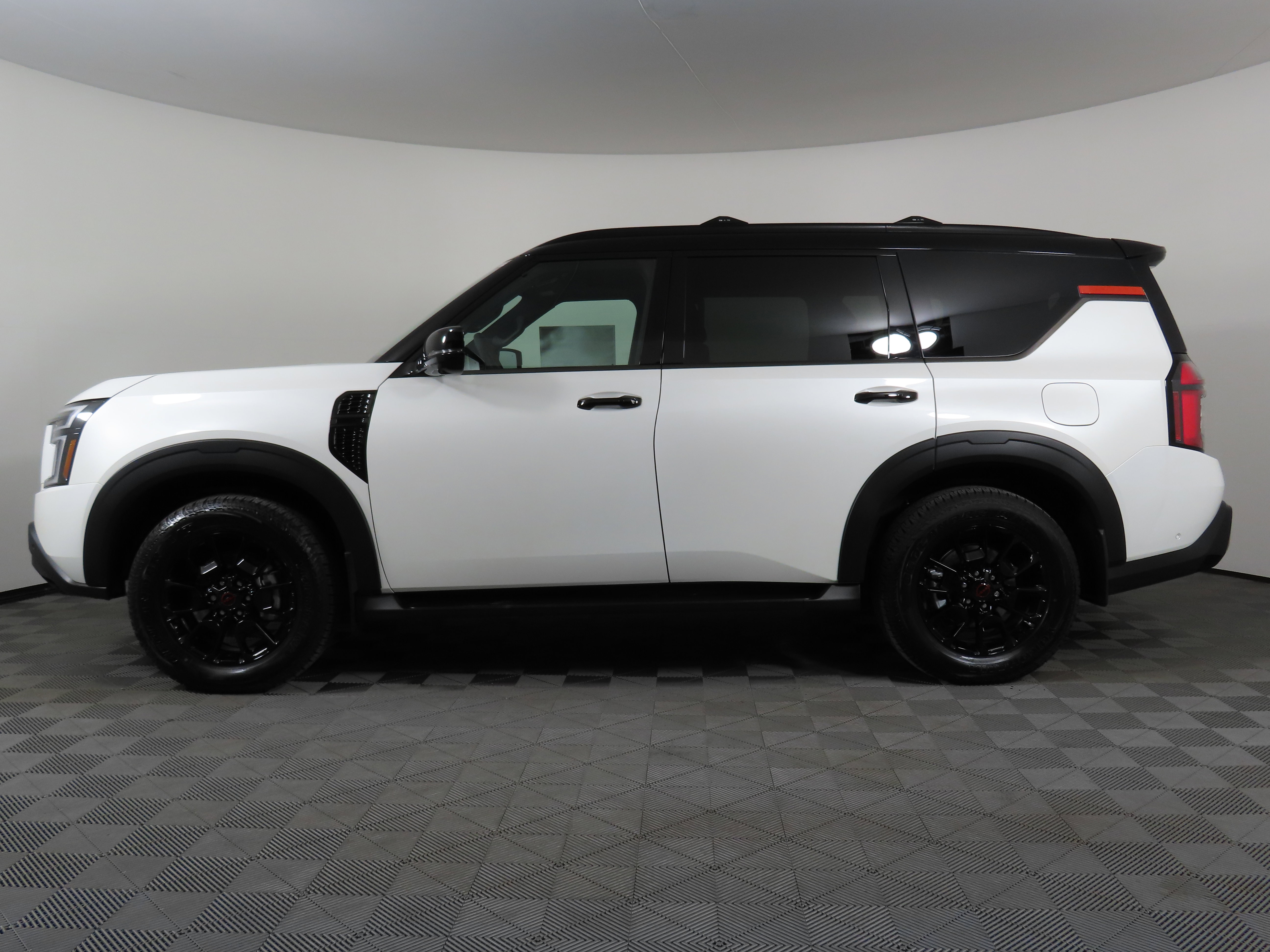 New 2026 Nissan Armada PRO-4X image 15