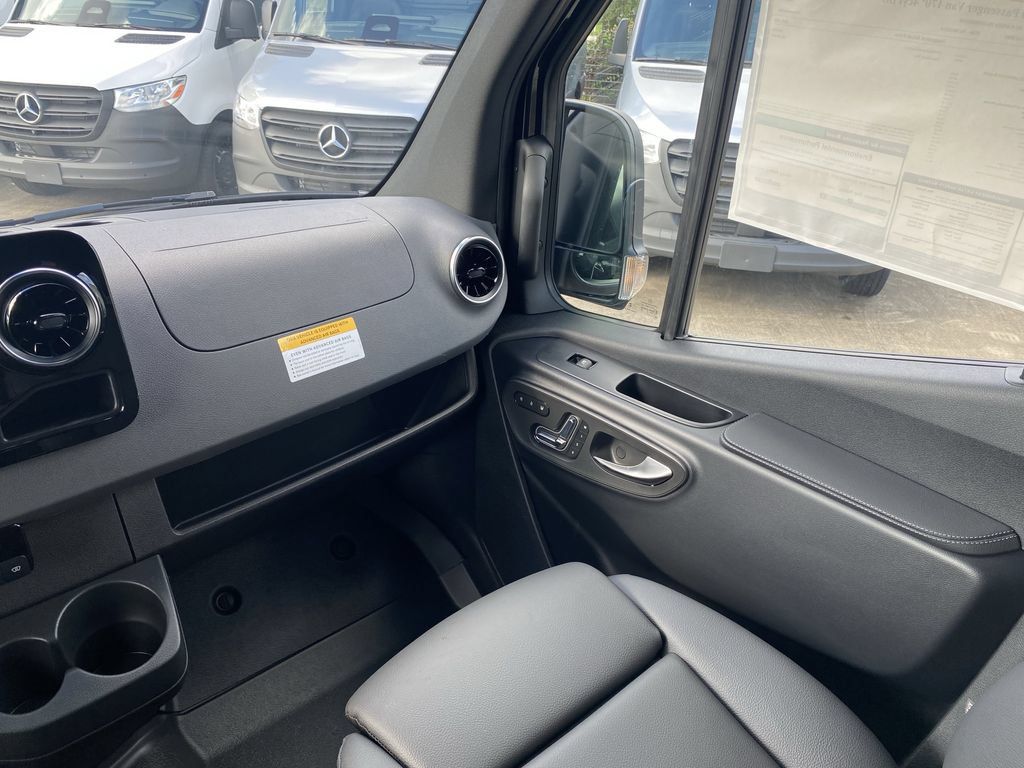 New 2026 Mercedes-Benz Sprinter 2500 image 4