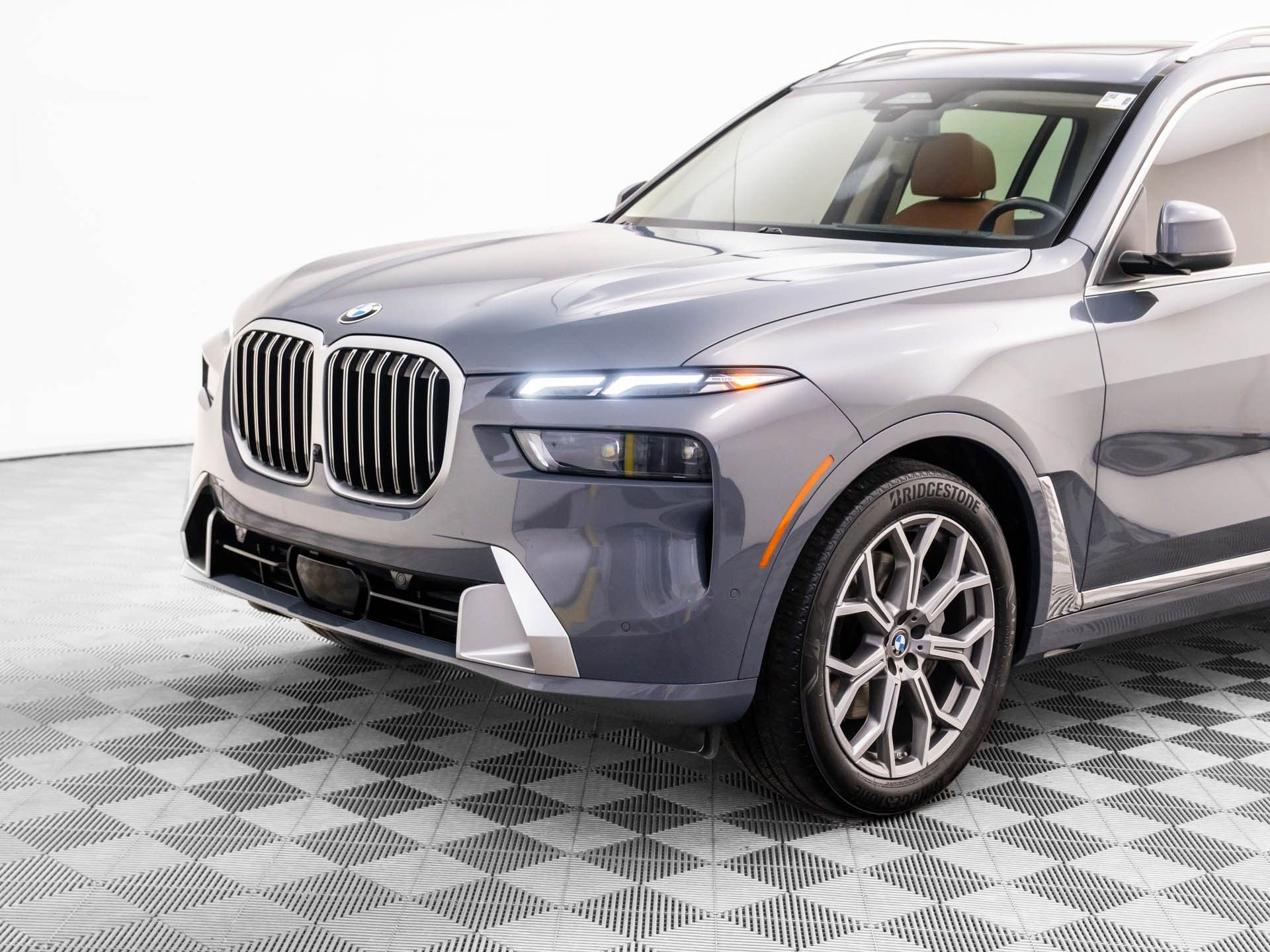 Certified 2023 BMW X7 xDrive40i w/ Premium Package image 39