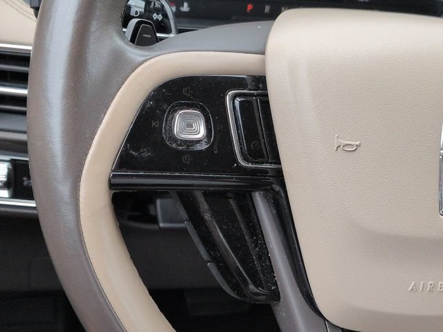 Used 2020 Lincoln Corsair FWD w/ Equipment Group 101A image 25