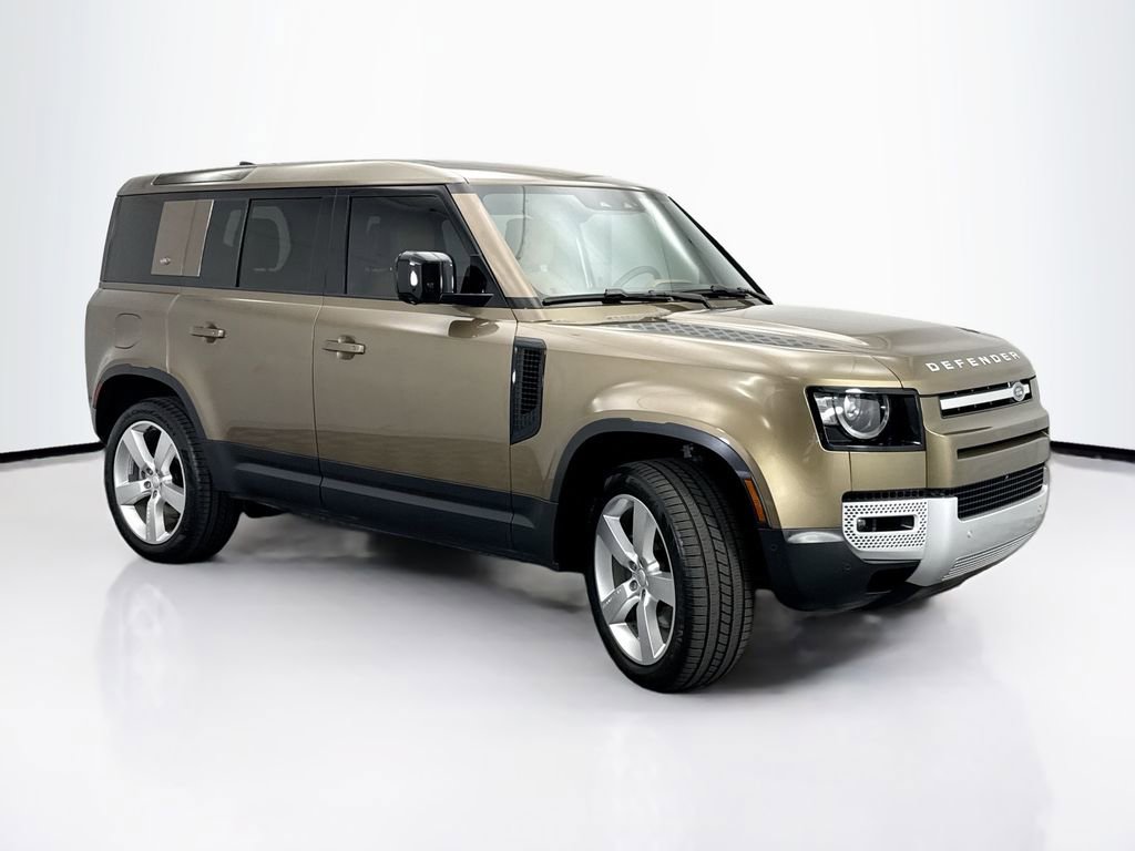 Certified 2024 Land Rover Defender 110 SE image 3