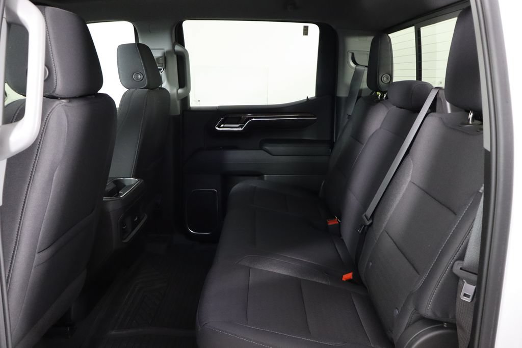 Used 2024 Chevrolet Silverado 1500 RST w/ Convenience Package II AWD/4WD image 16
