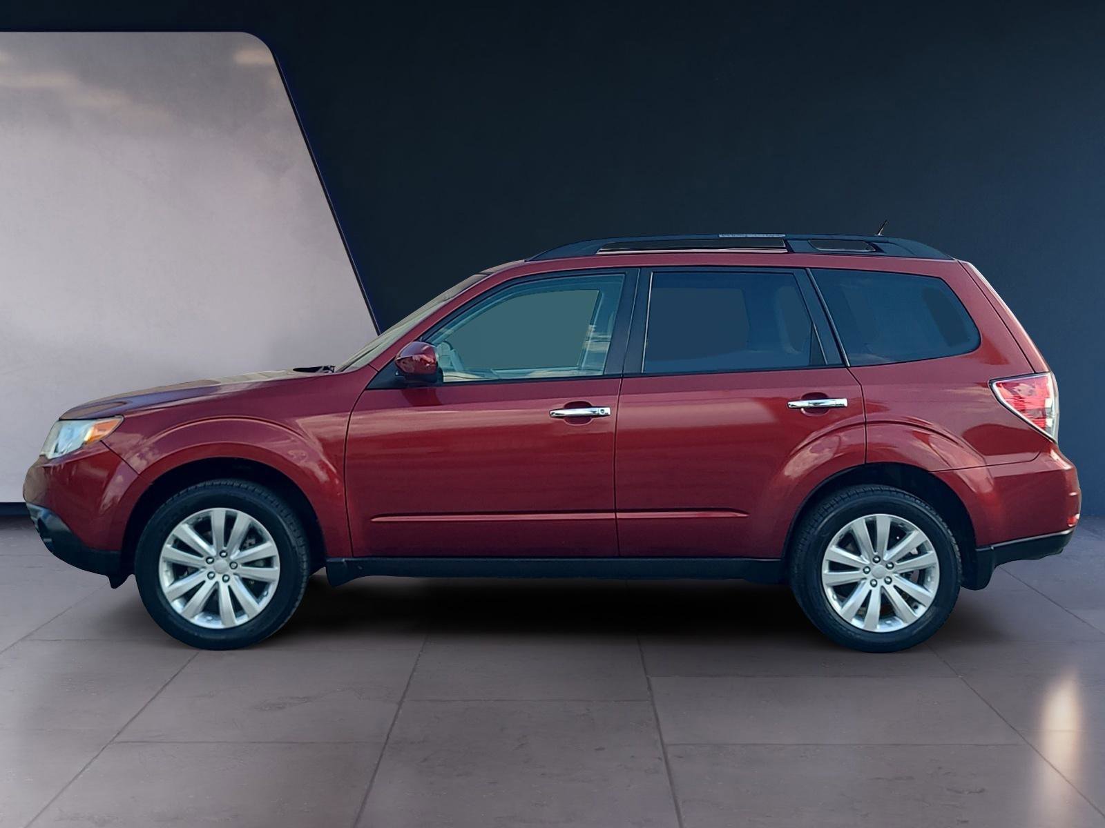 Used 2013 Subaru Forester 2.5X Limited image 2