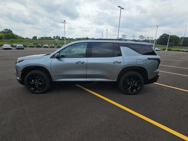 Used 2024 Chevrolet Traverse RS FWD image 5