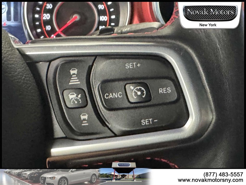 Used 2022 Jeep Wrangler Unlimited Rubicon w/ LED Lighting Group image 18