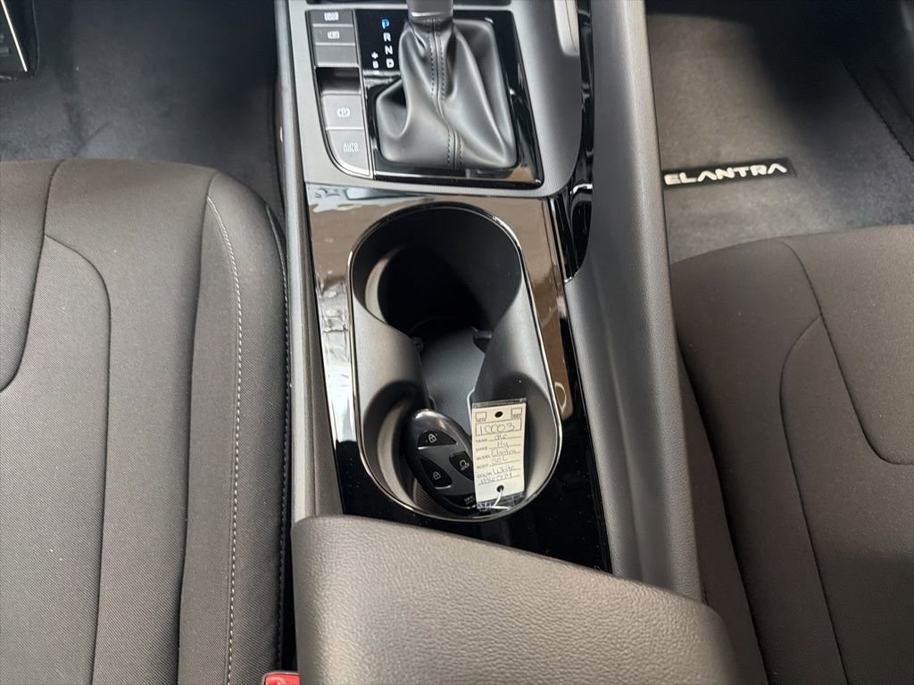 New 2026 Hyundai Elantra SEL Sport Premium FWD image 22