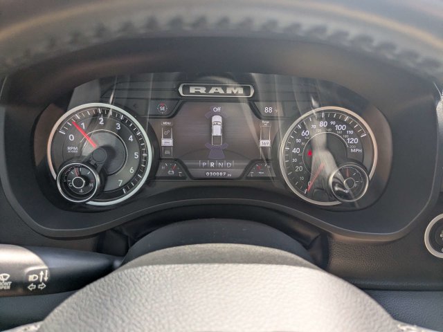 Used 2022 RAM 1500 Big Horn RWD image 31
