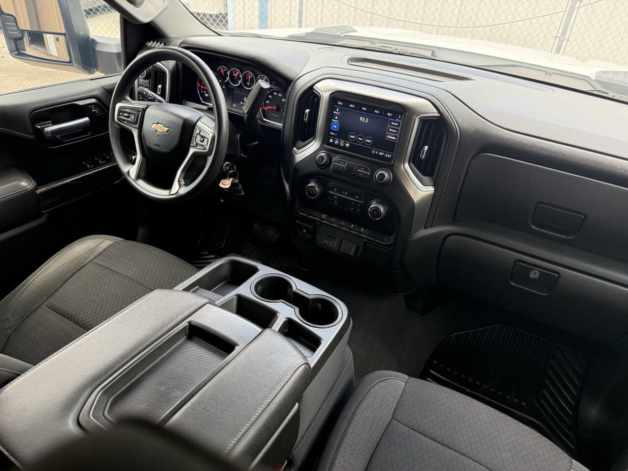 Used 2021 Chevrolet Silverado 2500 LT w/ Z71 Off-Road Package image 31