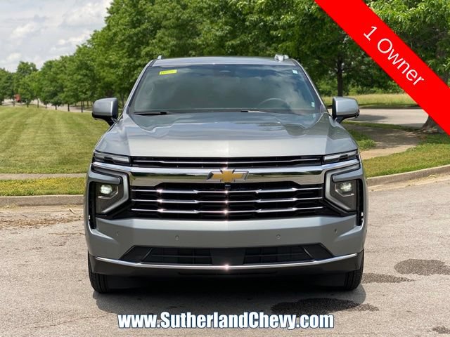 Used 2025 Chevrolet Tahoe LT AWD/4WD image 2