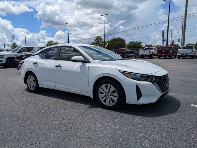 Used 2025 Nissan Sentra S FWD image 3