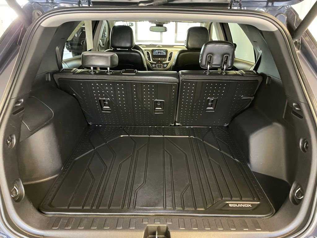 Used 2018 Chevrolet Equinox Premier w/ LPO, Cargo Package image 10