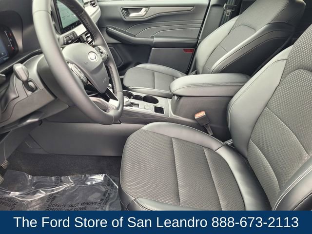 New 2025 Ford Escape SE w/ Class II Trailer Tow Package image 22