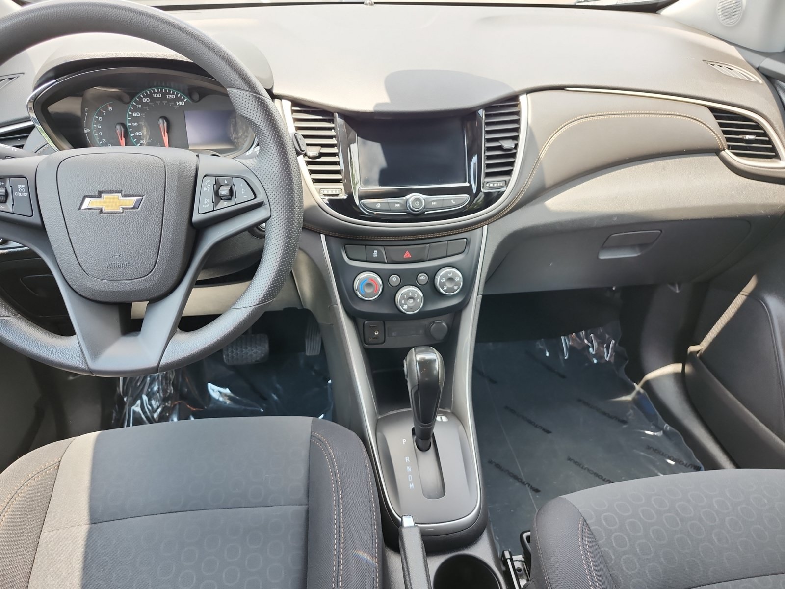 Used 2020 Chevrolet Trax LS w/ Fleet Convenience Package AWD/4WD image 11