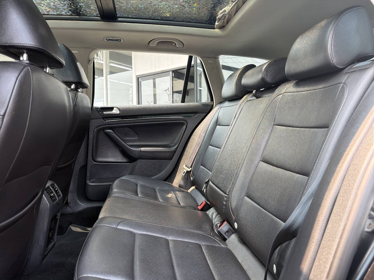 Used 2014 Volkswagen Jetta TDI FWD image 27