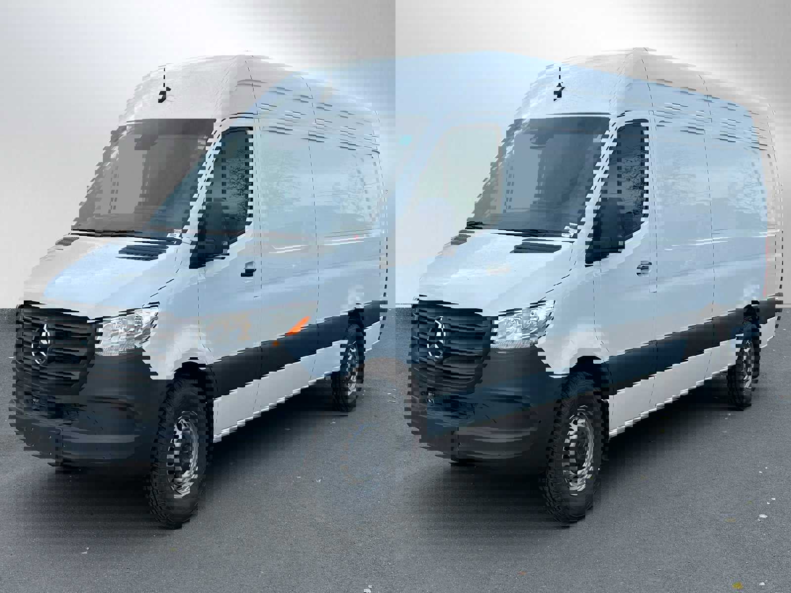 Used 2024 Mercedes-Benz Sprinter 2500 image 7