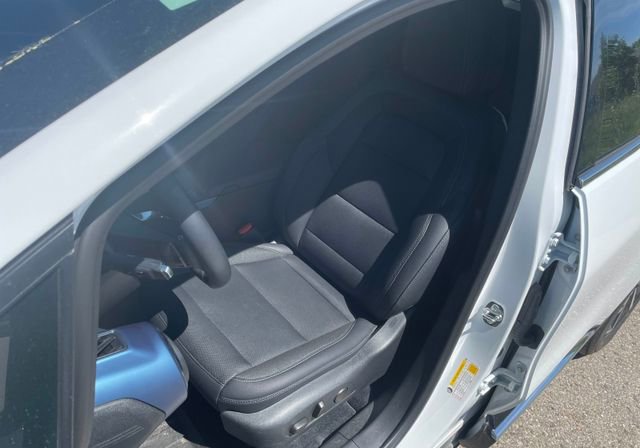 Used 2024 Chevrolet Equinox EV LT AWD/4WD image 4
