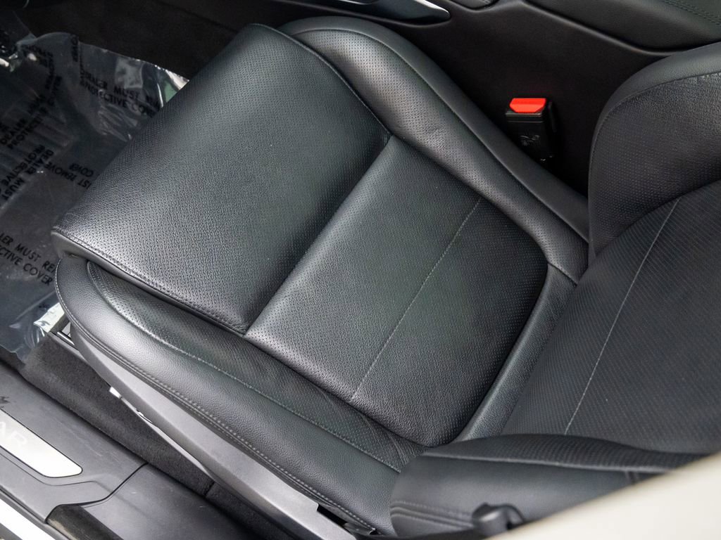Used 2022 Jaguar F-PACE S AWD/4WD image 16