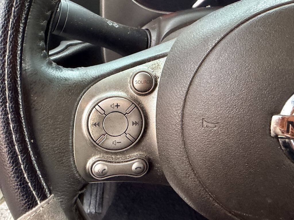 Used 2010 Nissan Cube 1.8 S w/ Interior Designer Pkg FWD image 14
