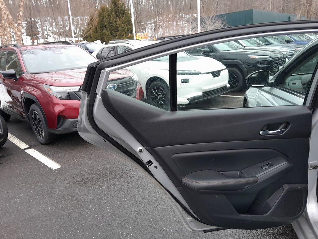 Used 2019 Nissan Altima 2.5 SR w/ SR Premium Package image 27