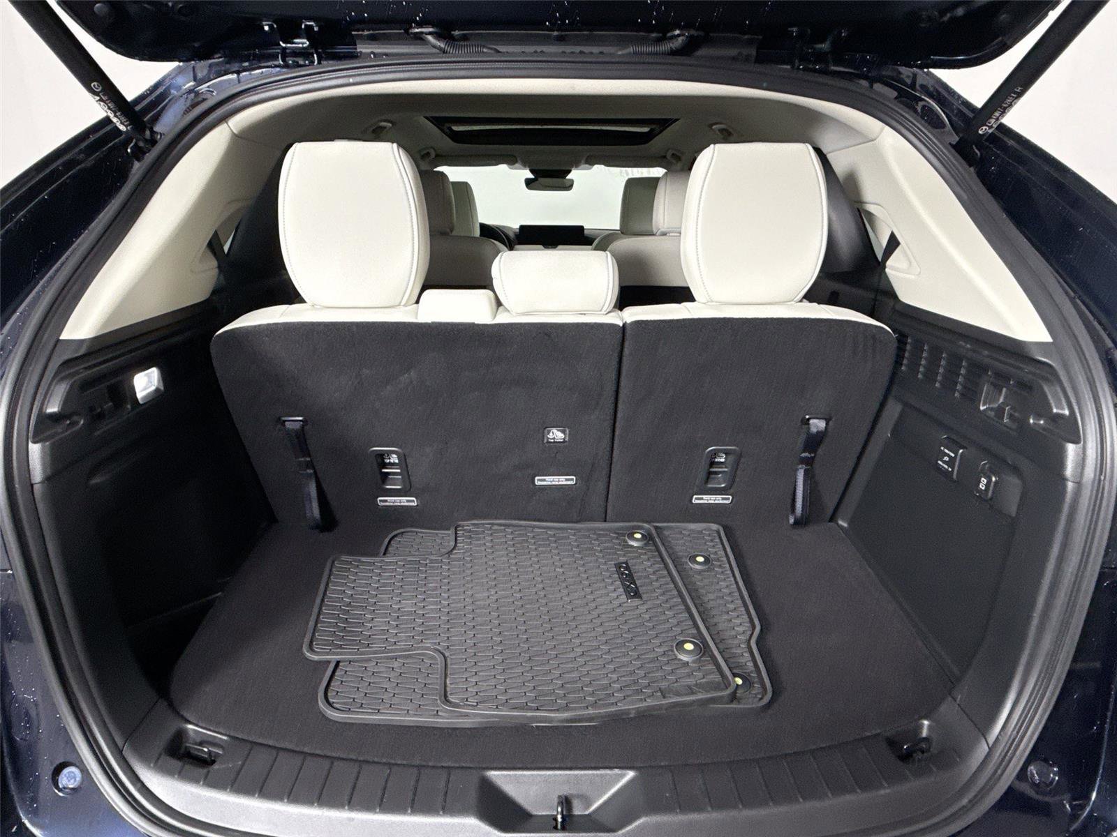 Certified 2025 MAZDA CX-90 3.3 Turbo w/ Premium Plus Pkg image 41