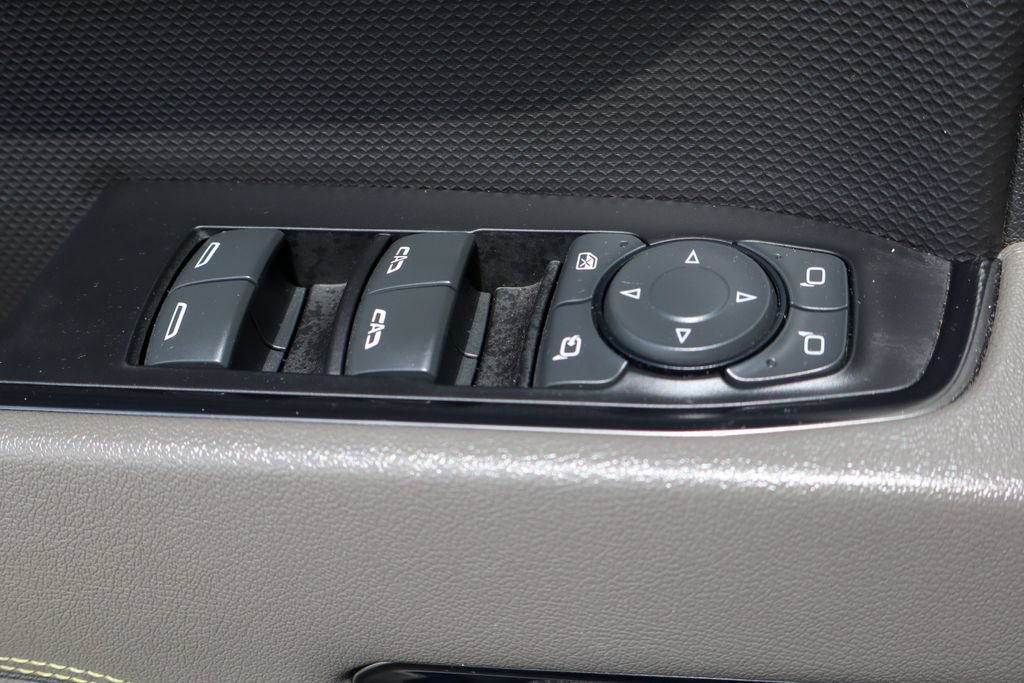 Used 2022 Chevrolet Silverado 1500 ZR2 AWD/4WD image 19