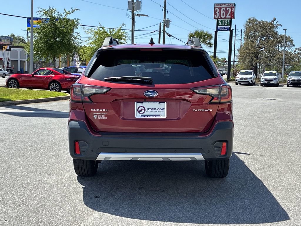 Used 2022 Subaru Outback Limited image 6