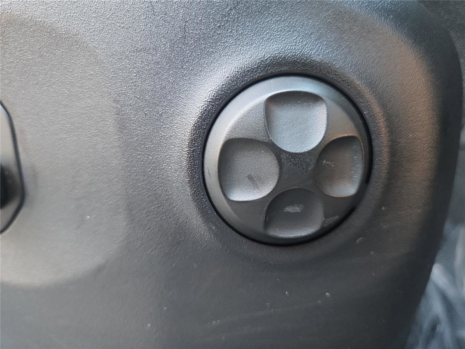 Used 2024 Jeep Wrangler Sahara w/ Technology Group image 32