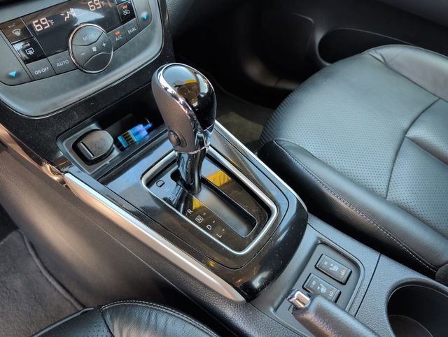 Used 2018 Nissan Sentra SL FWD image 30