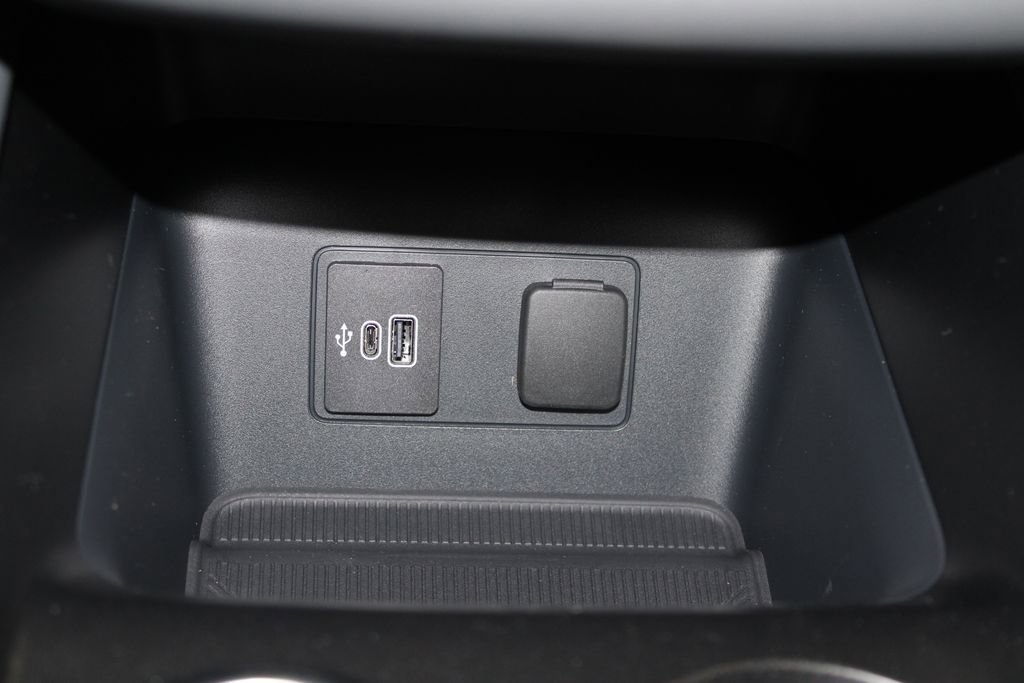 New 2026 Ford Explorer Active image 44