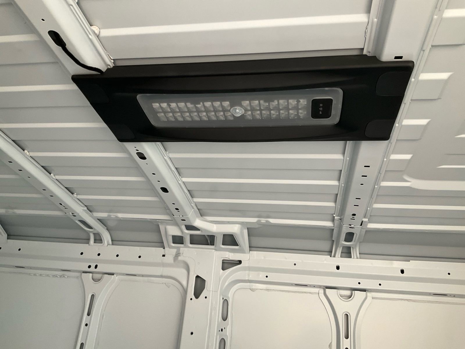 Used 2025 RAM ProMaster 1500 w/ Convenience Group image 27