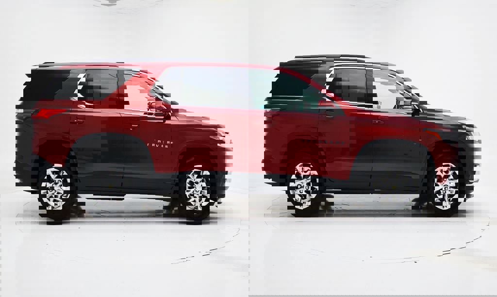 Used 2020 Chevrolet Traverse LT image 3