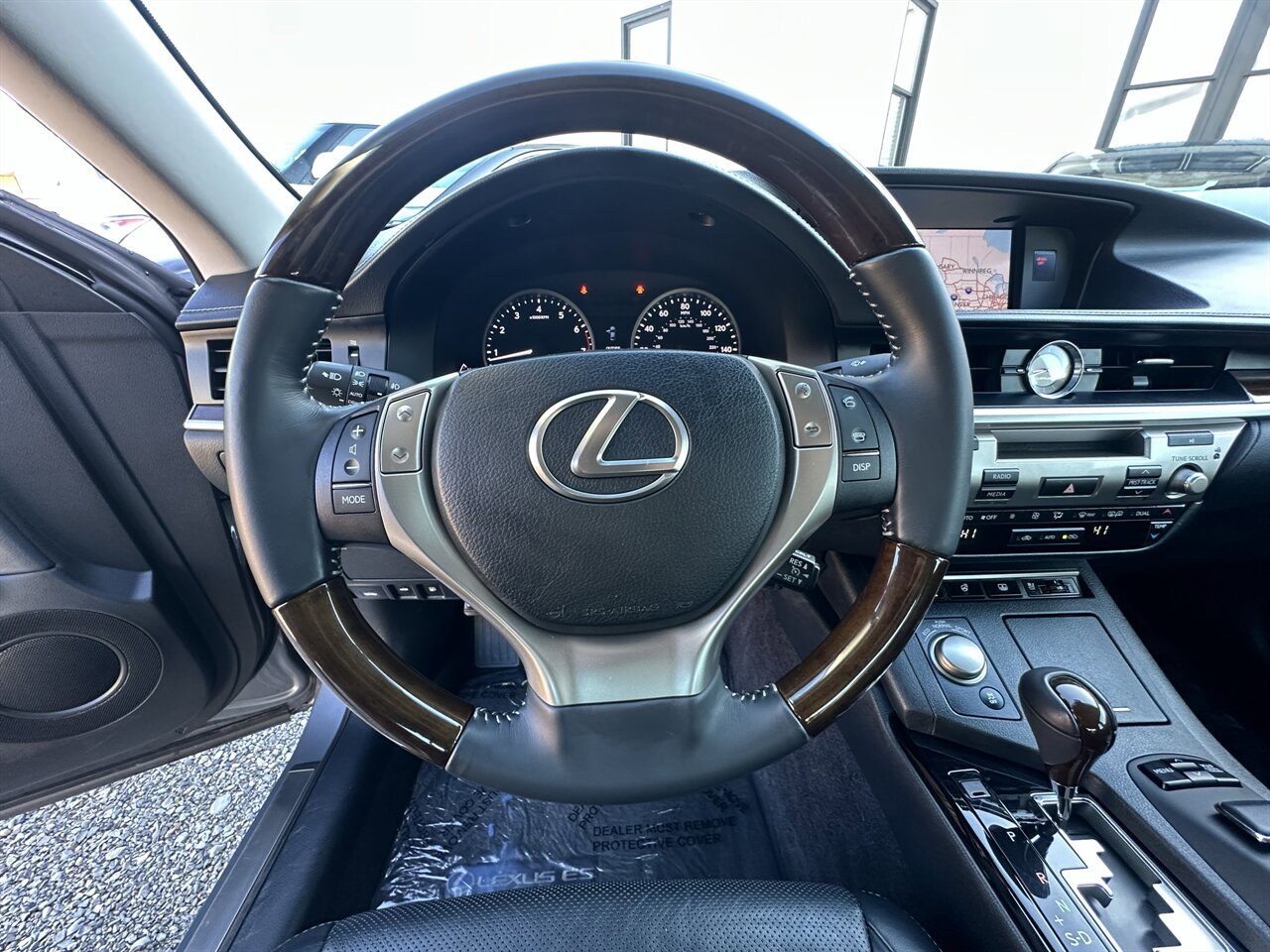 Used 2013 Lexus ES 350 w/ Luxury Pkg FWD image 34