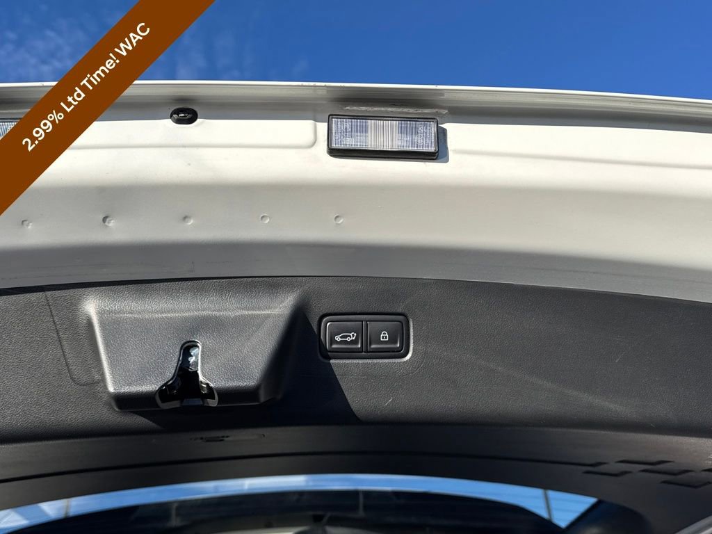 Used 2025 Hyundai Santa Fe SE image 30