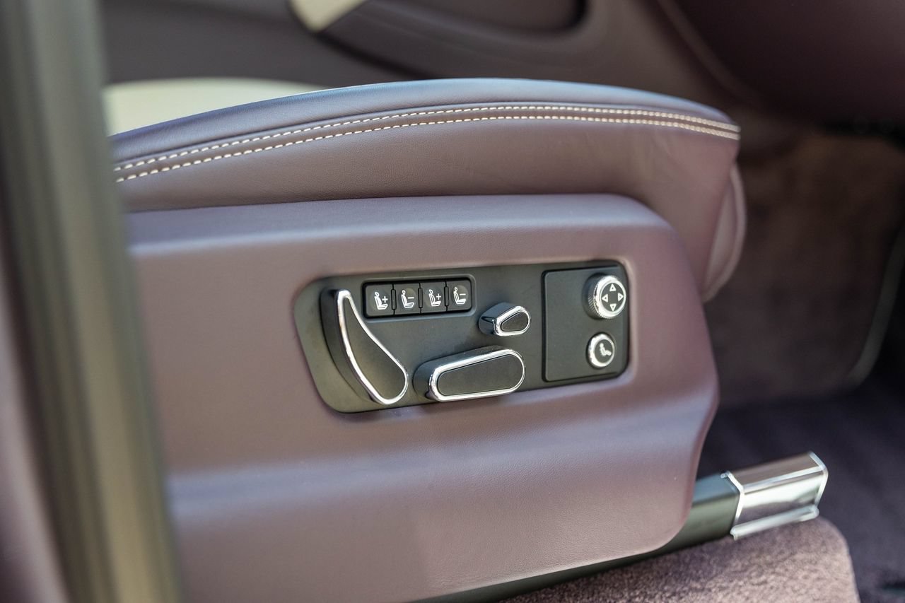 Certified 2023 Bentley Bentayga AWD/4WD image 68