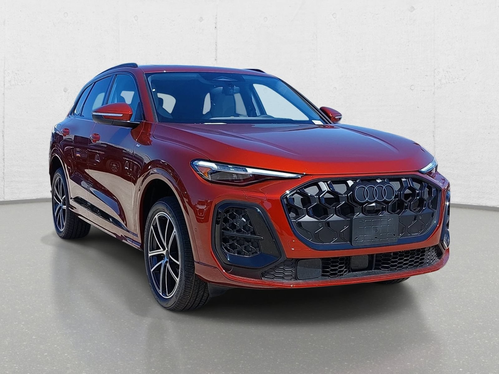New 2026 Audi Q5 Premium Plus AWD/4WD image 3