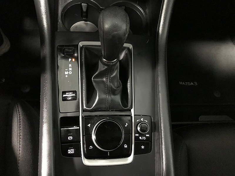 Used 2021 MAZDA MAZDA3 s image 29