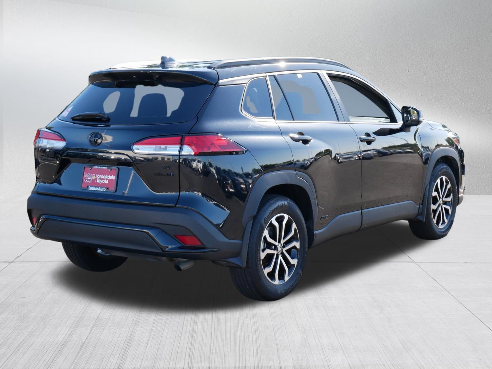 Certified 2024 Toyota Corolla Cross AWD Hybrid image 7