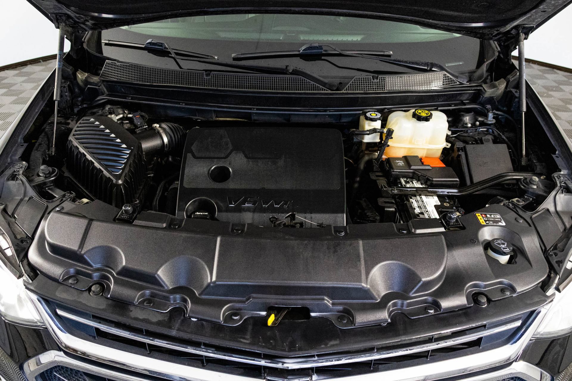 Used 2019 Chevrolet Traverse LT w/ LT Premium Package image 46