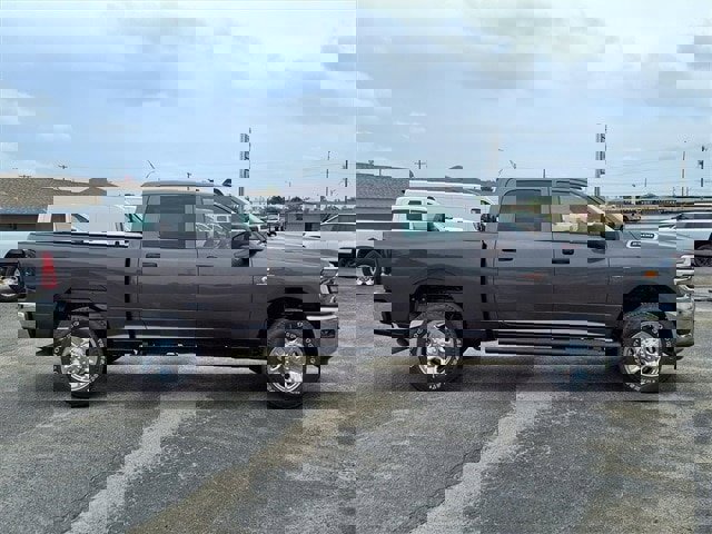 New 2026 RAM 2500 Tradesman image 2