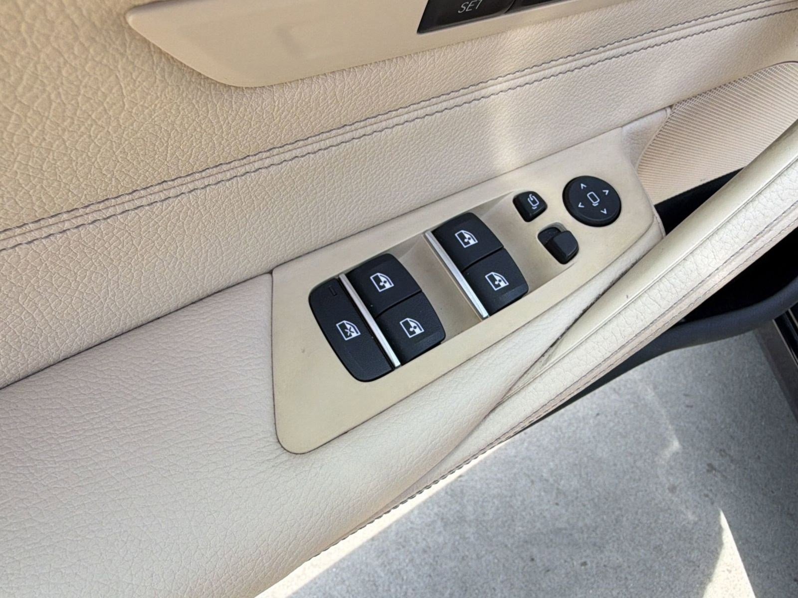 Used 2018 BMW 530e xDrive AWD/4WD image 20