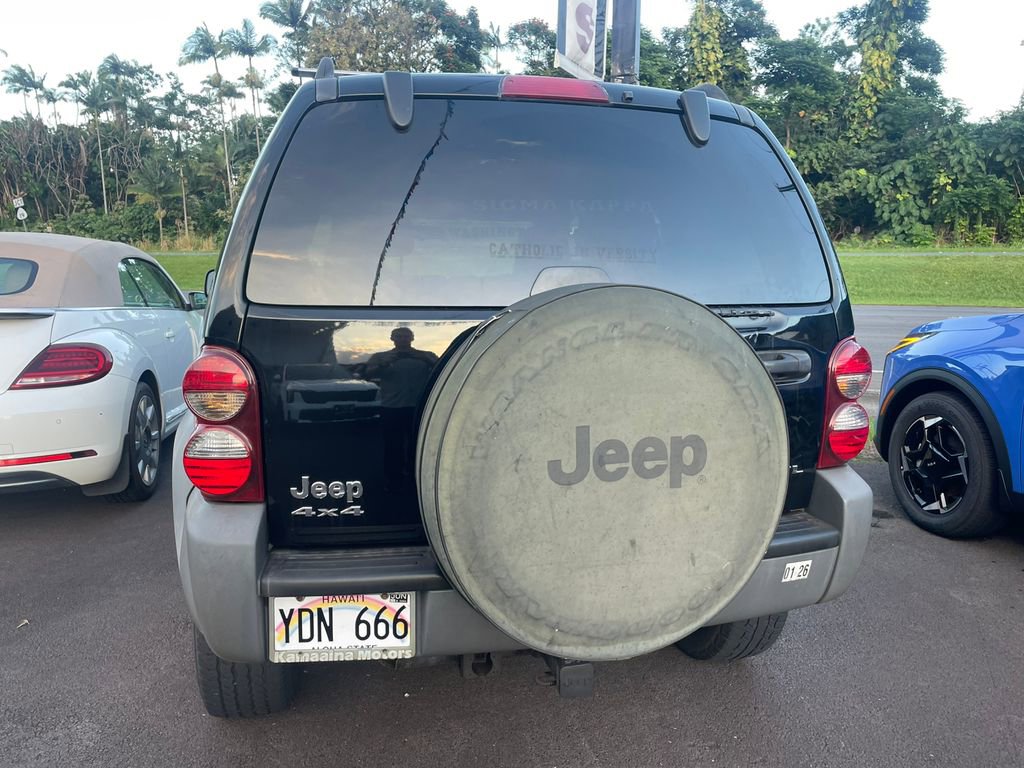 Used 2005 Jeep Liberty Sport w/ Skid Plate Group image 4