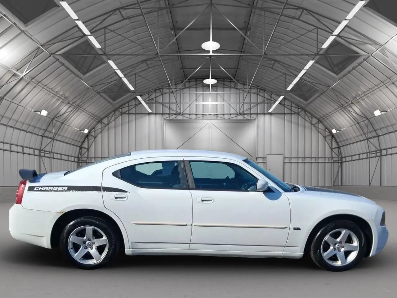 Used 2010 Dodge Charger SXT RWD image 7