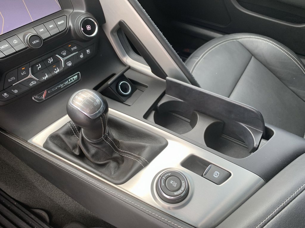 Certified 2015 Chevrolet Corvette Stingray Coupe w/ 2LT Preferred Equipment Group image 14