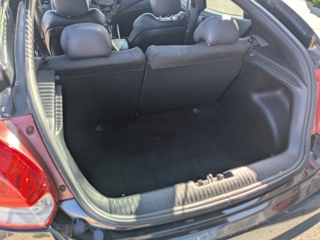 Used 2016 Hyundai Veloster Turbo FWD image 26