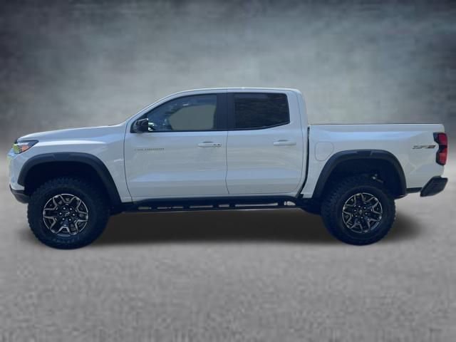 Used 2025 Chevrolet Colorado ZR2 w/ Technology Package image 2