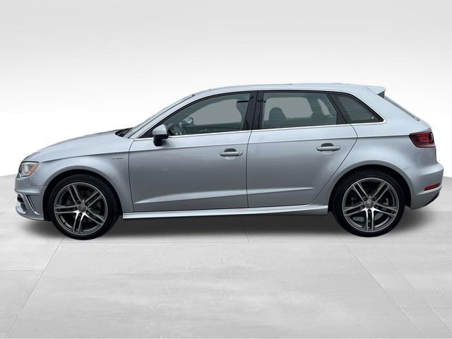 Used 2016 Audi A3 e-tron Premium Plus w/ Premium Plus Package image 4