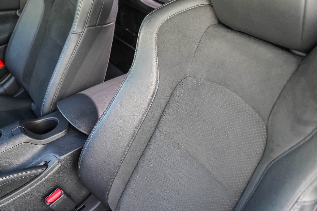 Used 2025 Nissan Z Performance w/ Floor Mat Package RWD image 24